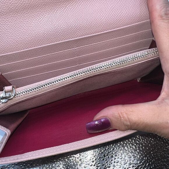 Bvlgari Clip Closure Long Blush Leather Wallet - Picture 7 of 10